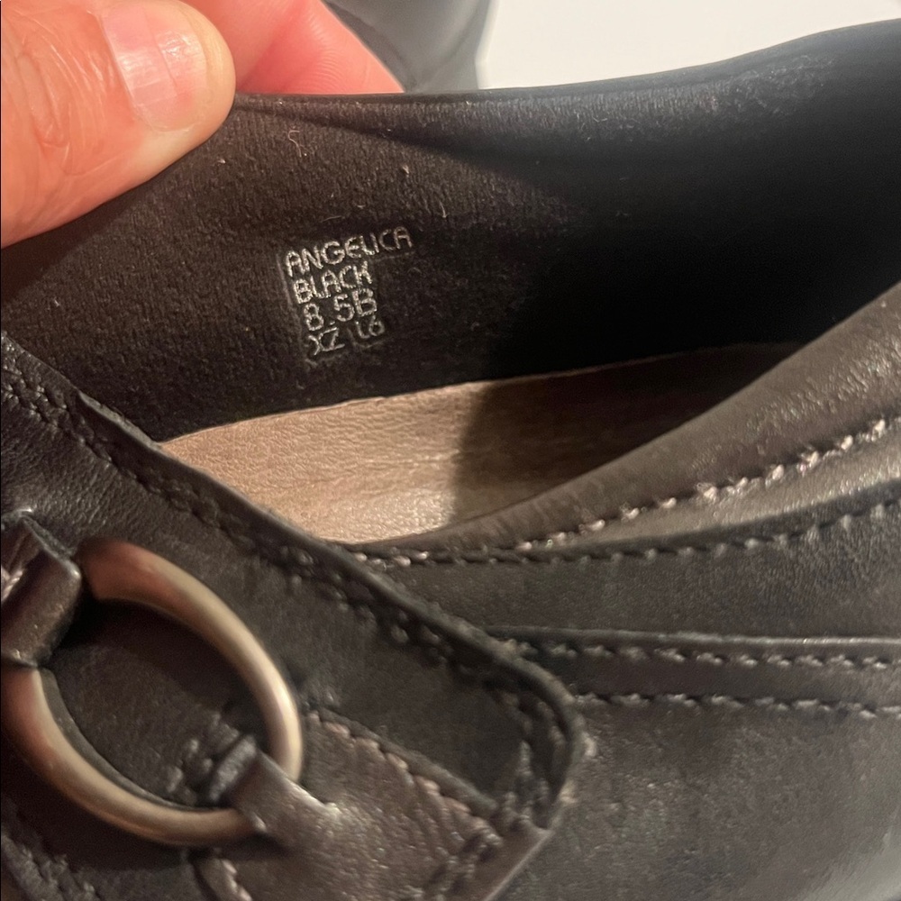 EARTH Angelica Black Buckle Shoes - Picture 6 of 7